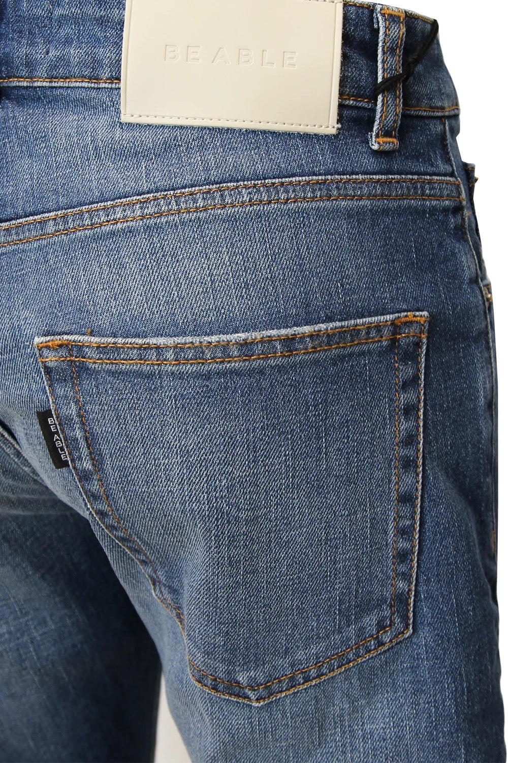 UT DAVIS SHORTER - PANTALONE - BE ABLE
